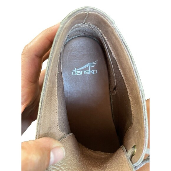 Dansko 'Meena' Lace-Up Bootie Ankle Leather Size 41 US 11/11.5 Tan EUC Suede - Picture 11 of 13